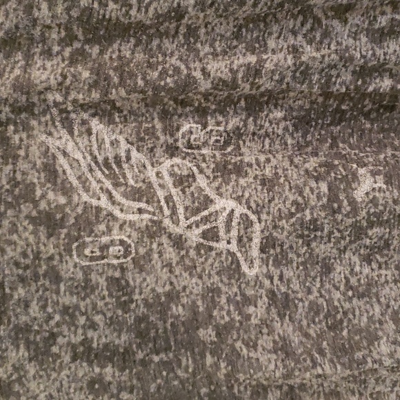 Victoria's Secret Pink tee - Picture 3 of 8